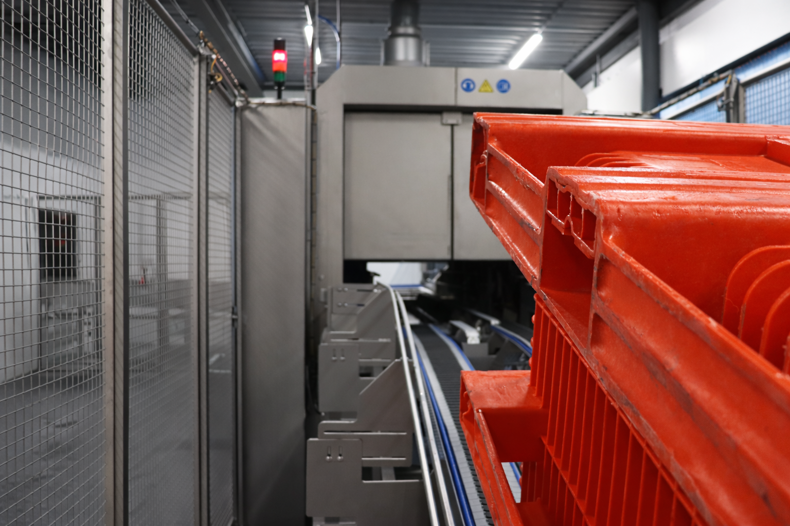 Dolavbakken reinigen – hygiënische palletboxen